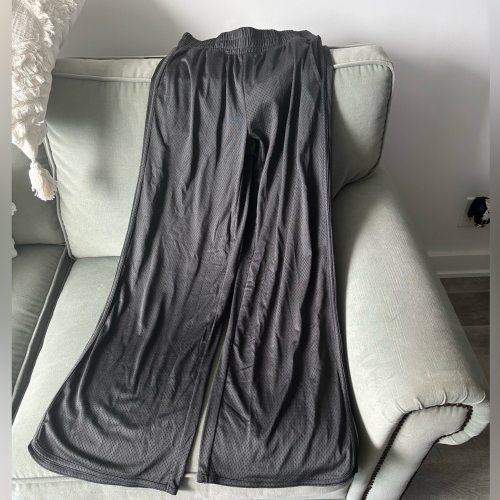 Aerie Offline Dark Gray wide leg pants NWT